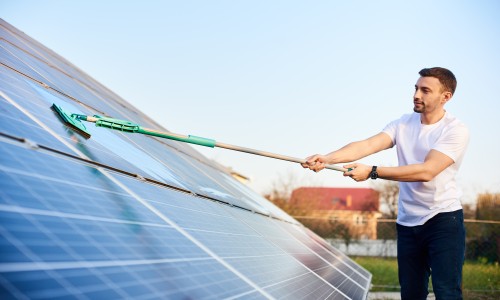 Solar Panel Waterless Cleaning